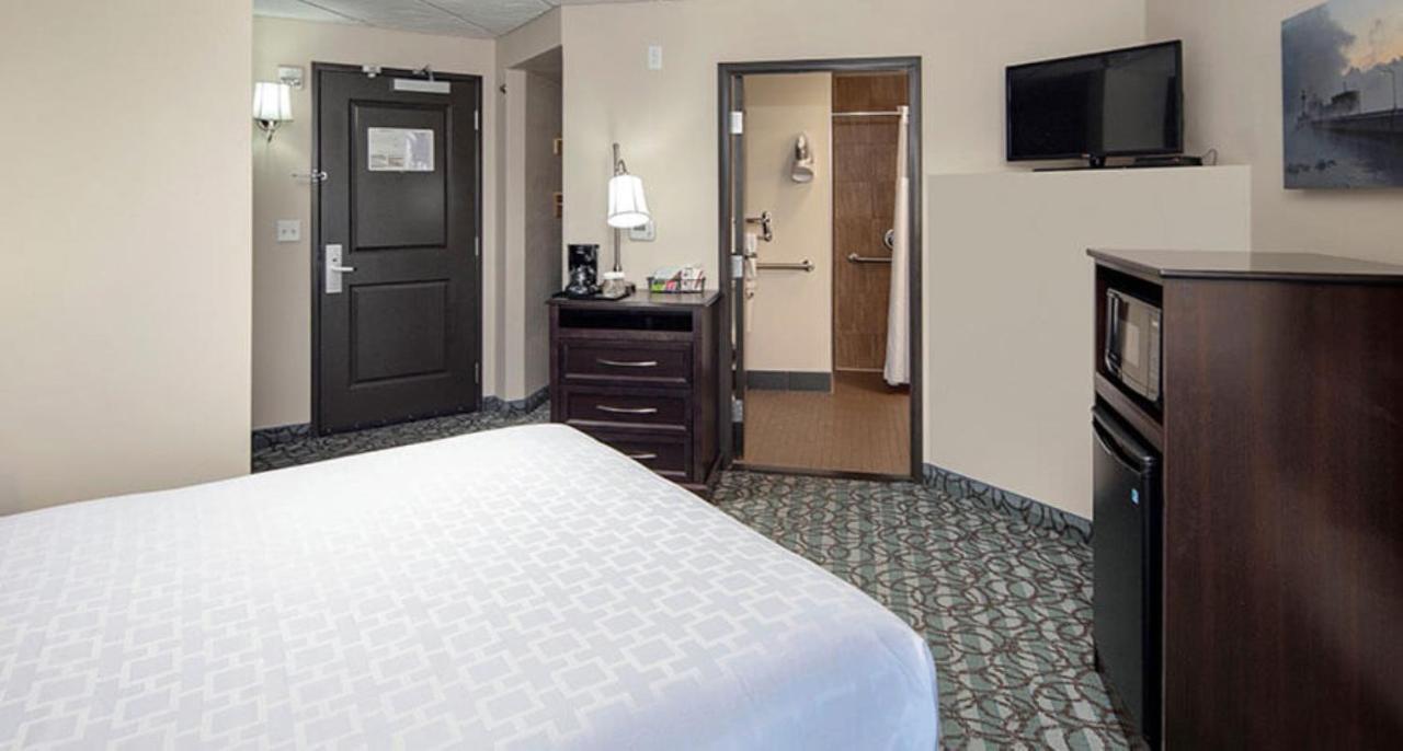 Park Point Marina Inn Дулут Екстер'єр фото