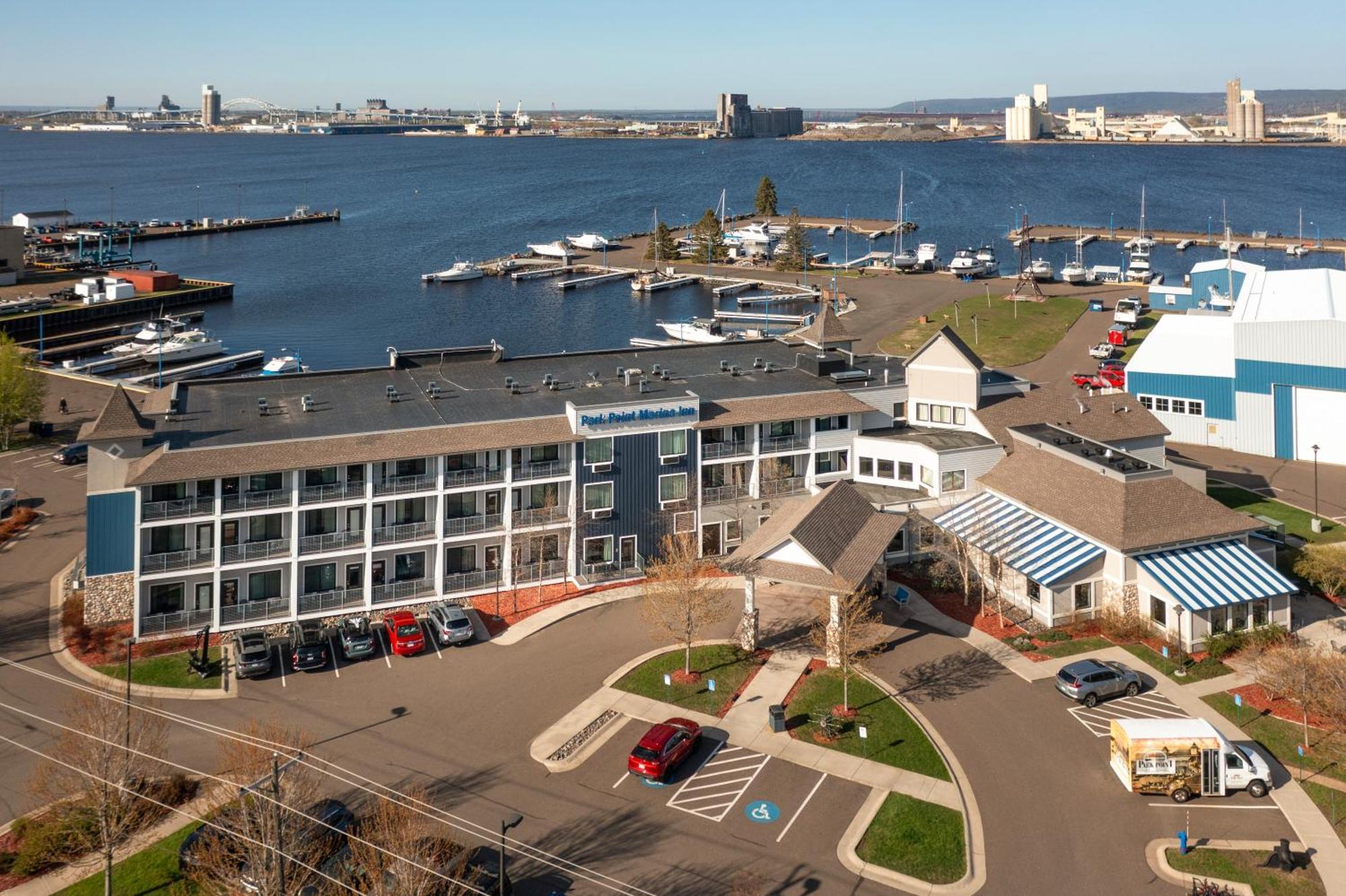Park Point Marina Inn Дулут Екстер'єр фото